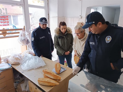 İlçemizdeki  Ekmek Fırınlarının Denetimleri Belirli Periyotlarla Yapılıyor.